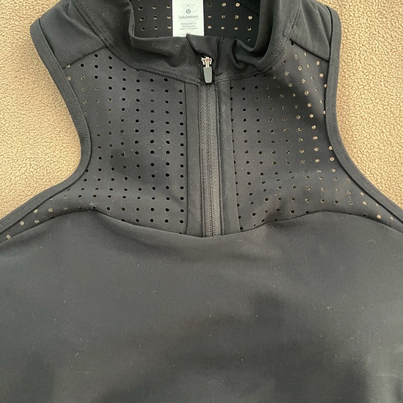 Unleash Strength Lululemon Sports Bra Size 4 - Picture 5 of 7